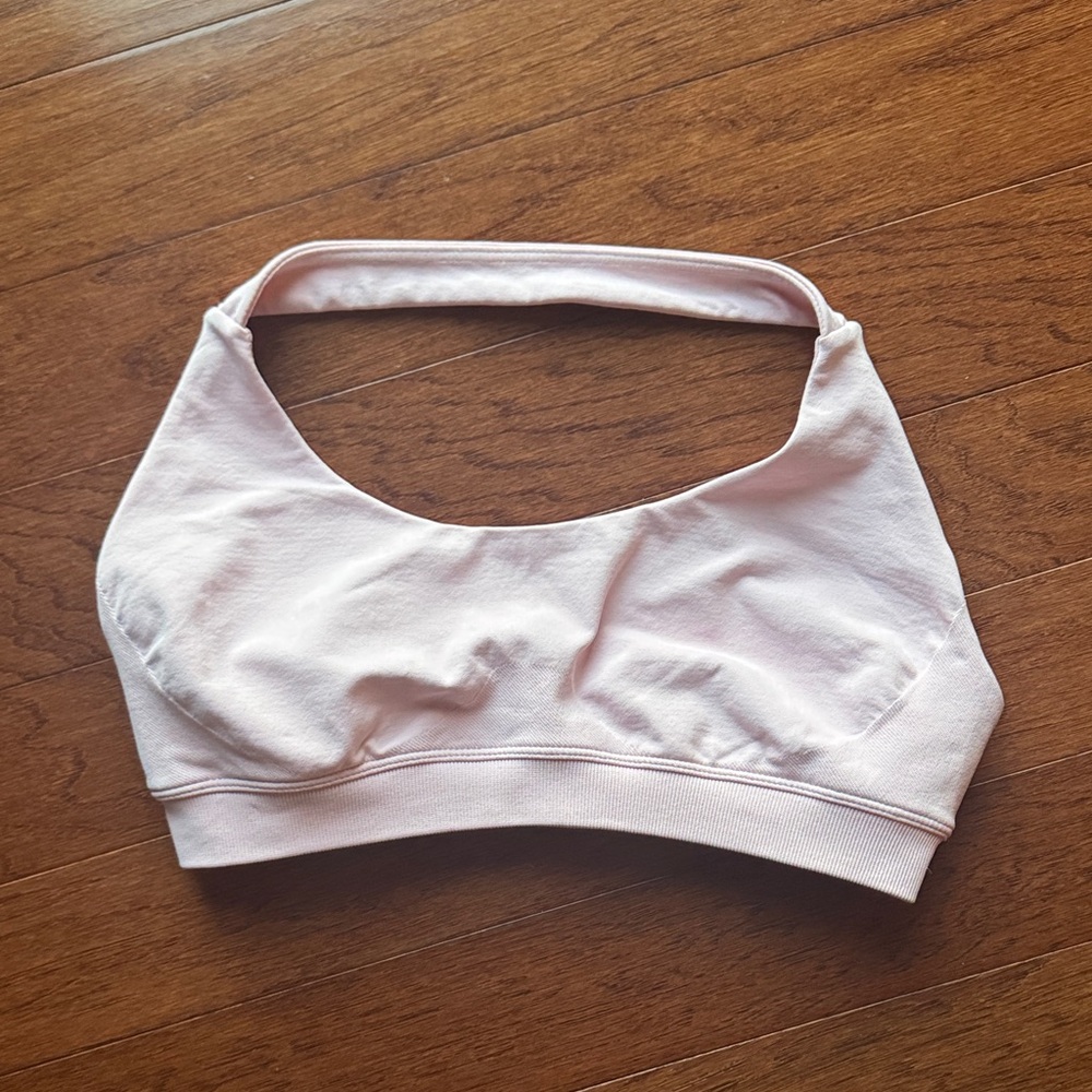 Light Pink Seamless Sports Bra